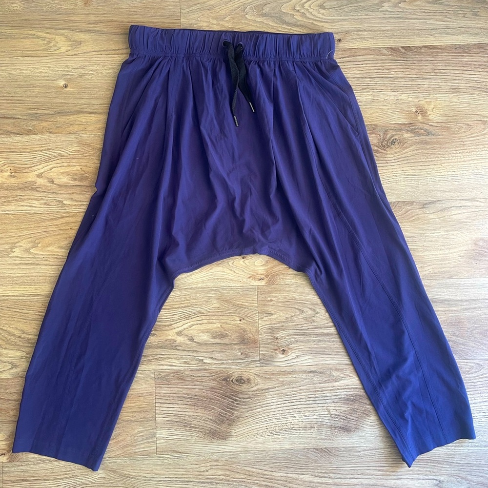 ⭐️SOLD⭐️ Lululemon Harem Pants size 10